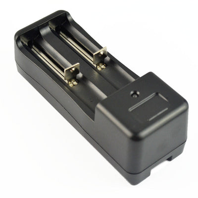 2 Slots Universal Battery Charger For AA / AAA 18650 16340 14500 Li-ion Rechargeable Battery Charger
